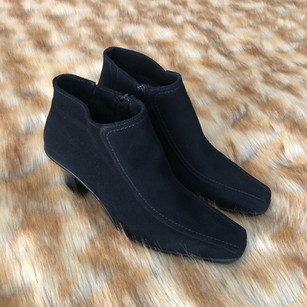 La CANADIENNE Ankle Boots - Picture 2 of 10
